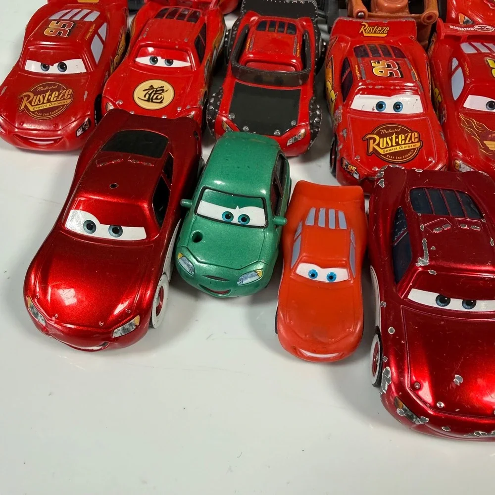 Disney Pixar Cars Lightning McQueen Toy Vehicle Lot Mater Toon Dragon Jackson